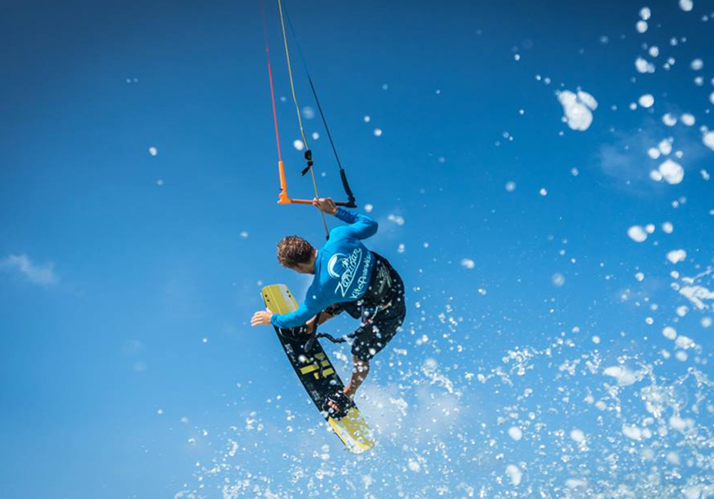 Kitesurfing in Zanzibar