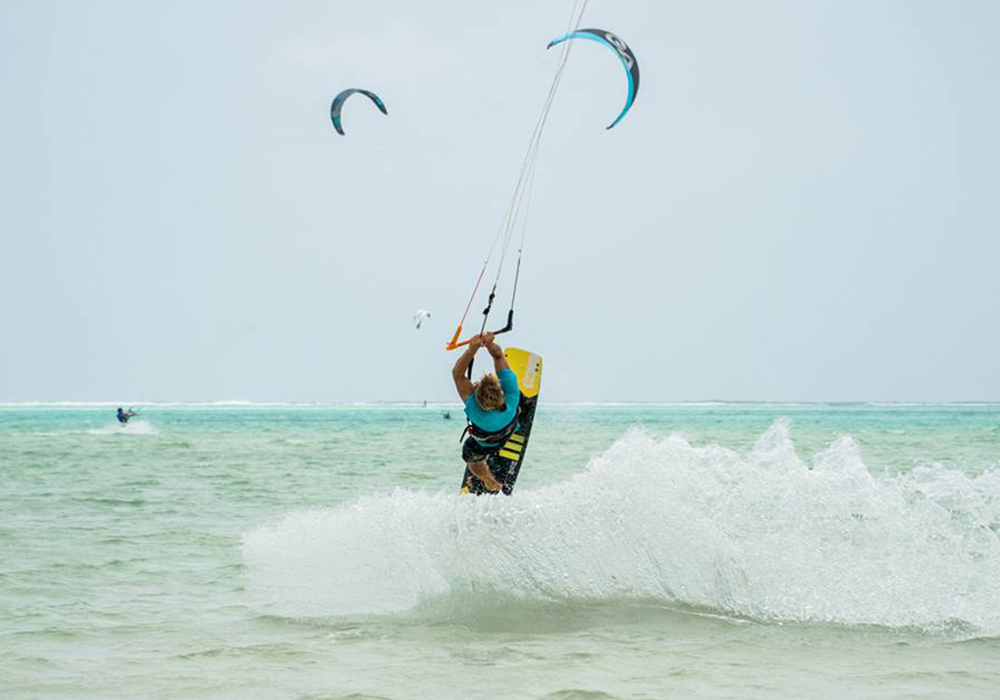 Kitesurfing in Zanzibar