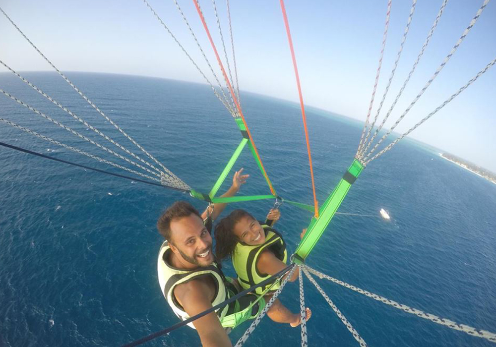 Zanzibar Parasailing