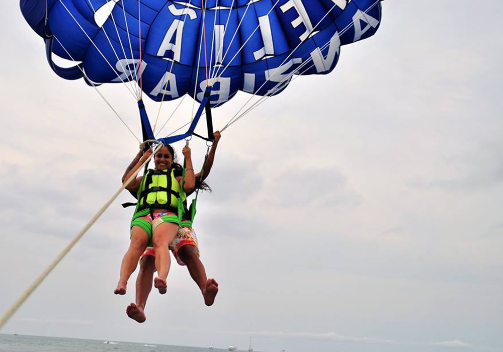 Zanzibar Parasailing