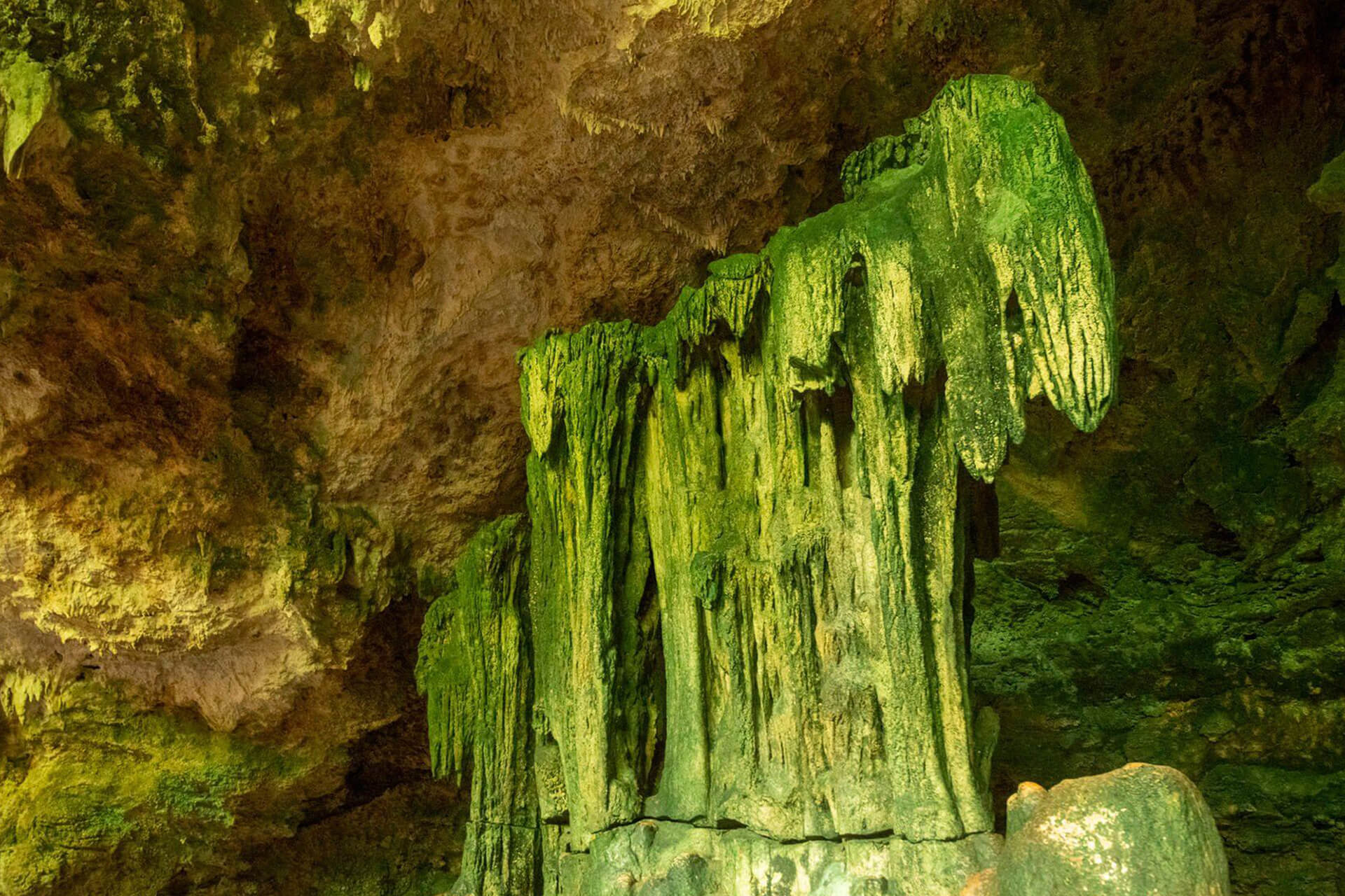 Kuza Cave Tour